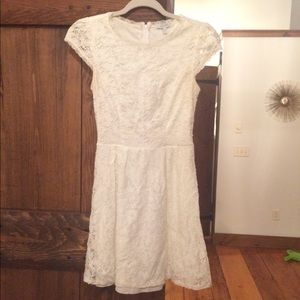 Delia’s White dress